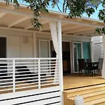 Innmare Mobile Homes キャンプ場 4*