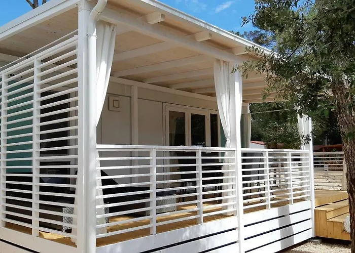 Innmare Mobile Homes Биоград-на-Мору