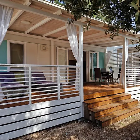 Otium Mobile Homes 4*