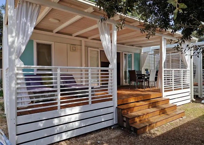 Innmare Mobile Homes 4*